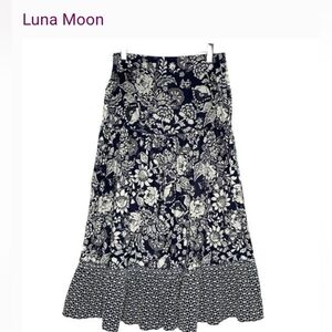 Luna Moon Ruffle Tier Hem Skirt